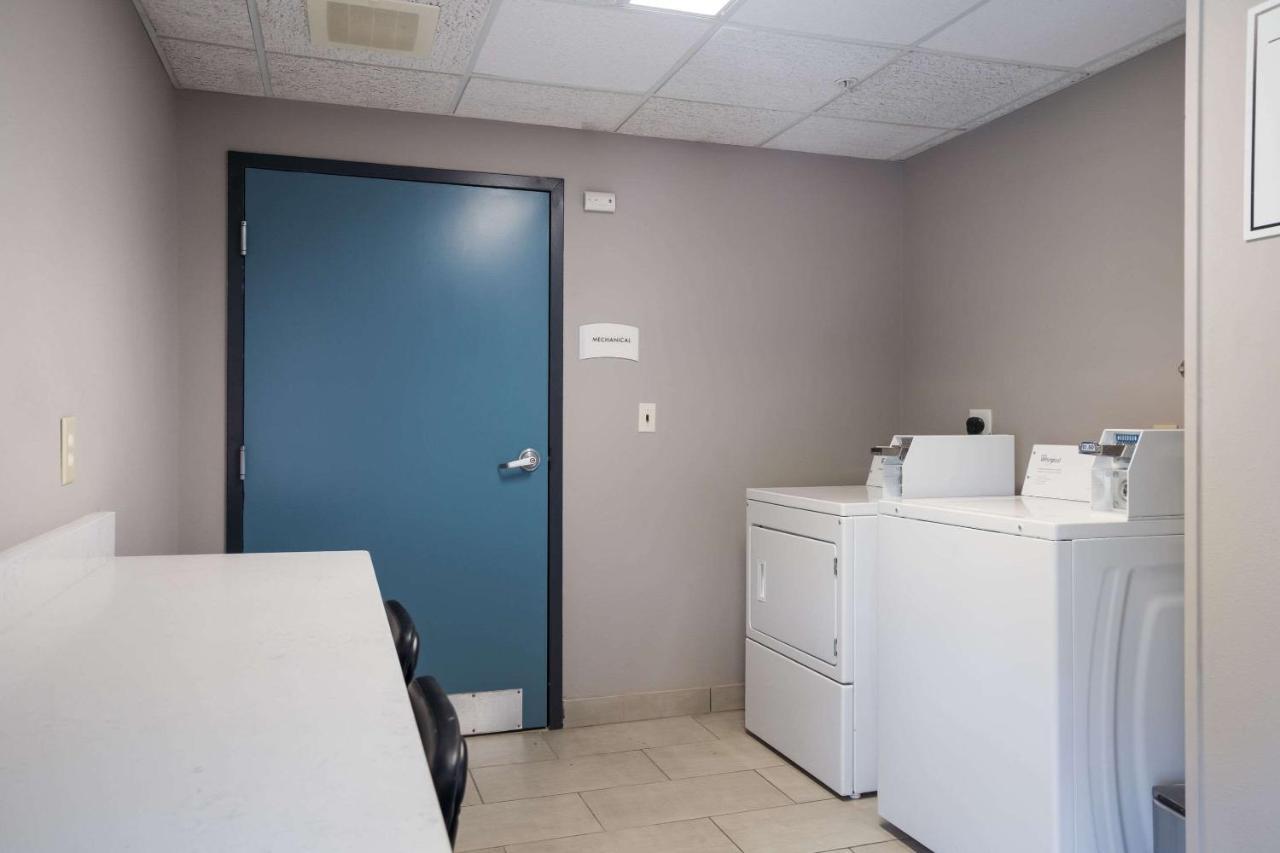 Quality Inn Уилмингтон Экстерьер фото