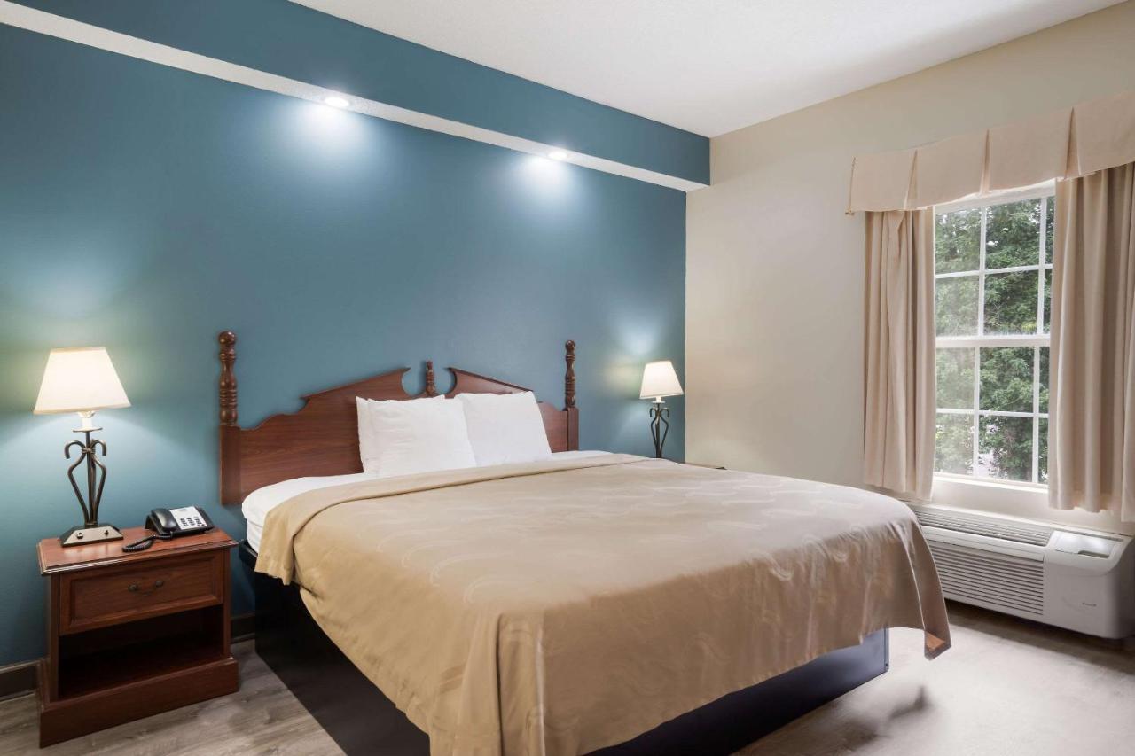 Quality Inn Уилмингтон Экстерьер фото